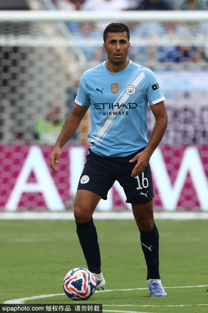 皇马天价追逐曼城中场核心！今夏必出手还是静待良机？